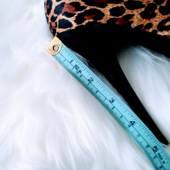 Qupid Print leopard Shoes Size 7 - Picture 3 of 6